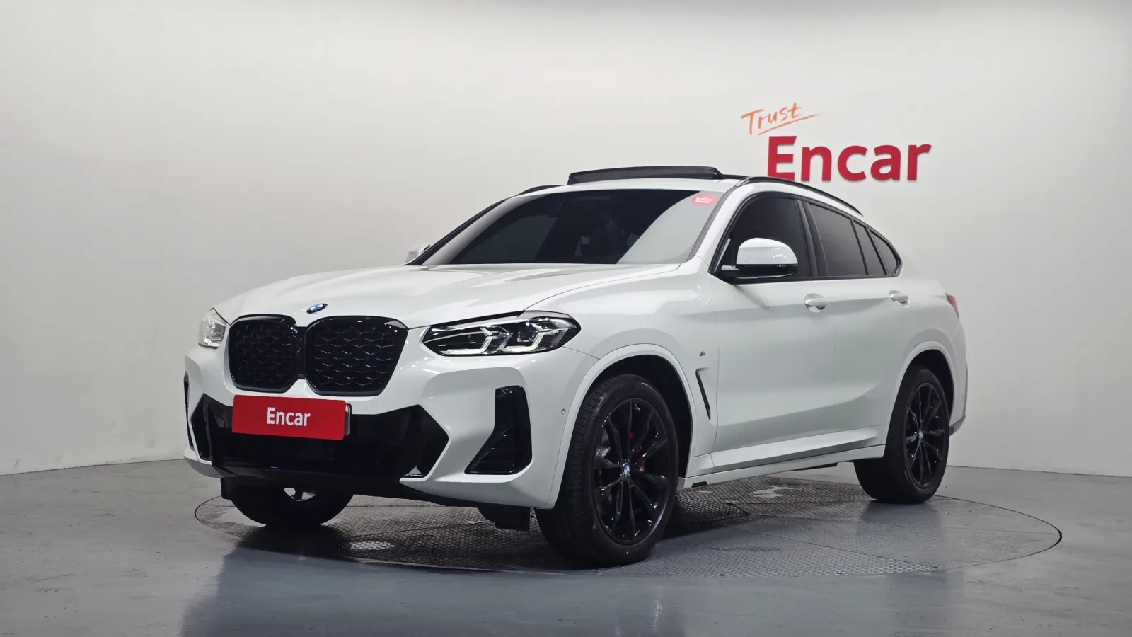2025 BMW X4