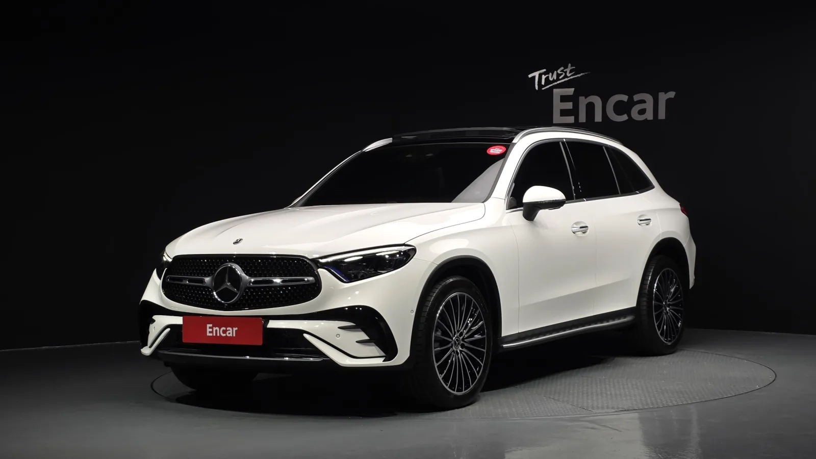 2025 Mercedes-Benz GLC-Class