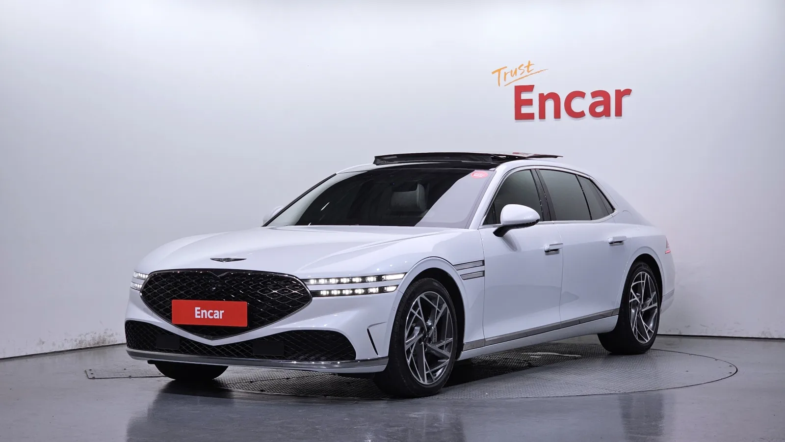 2022 Genesis G90