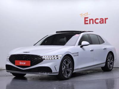 2022 Genesis G90