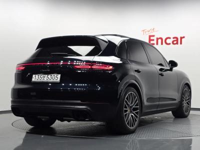 2020 Porsche Cayenne