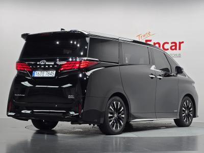 2025 Toyota Alphard