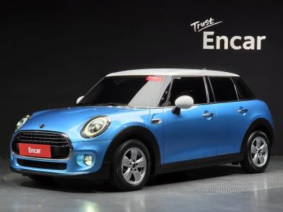 2019 MINI Cooper