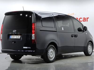 2023 Hyundai Staria