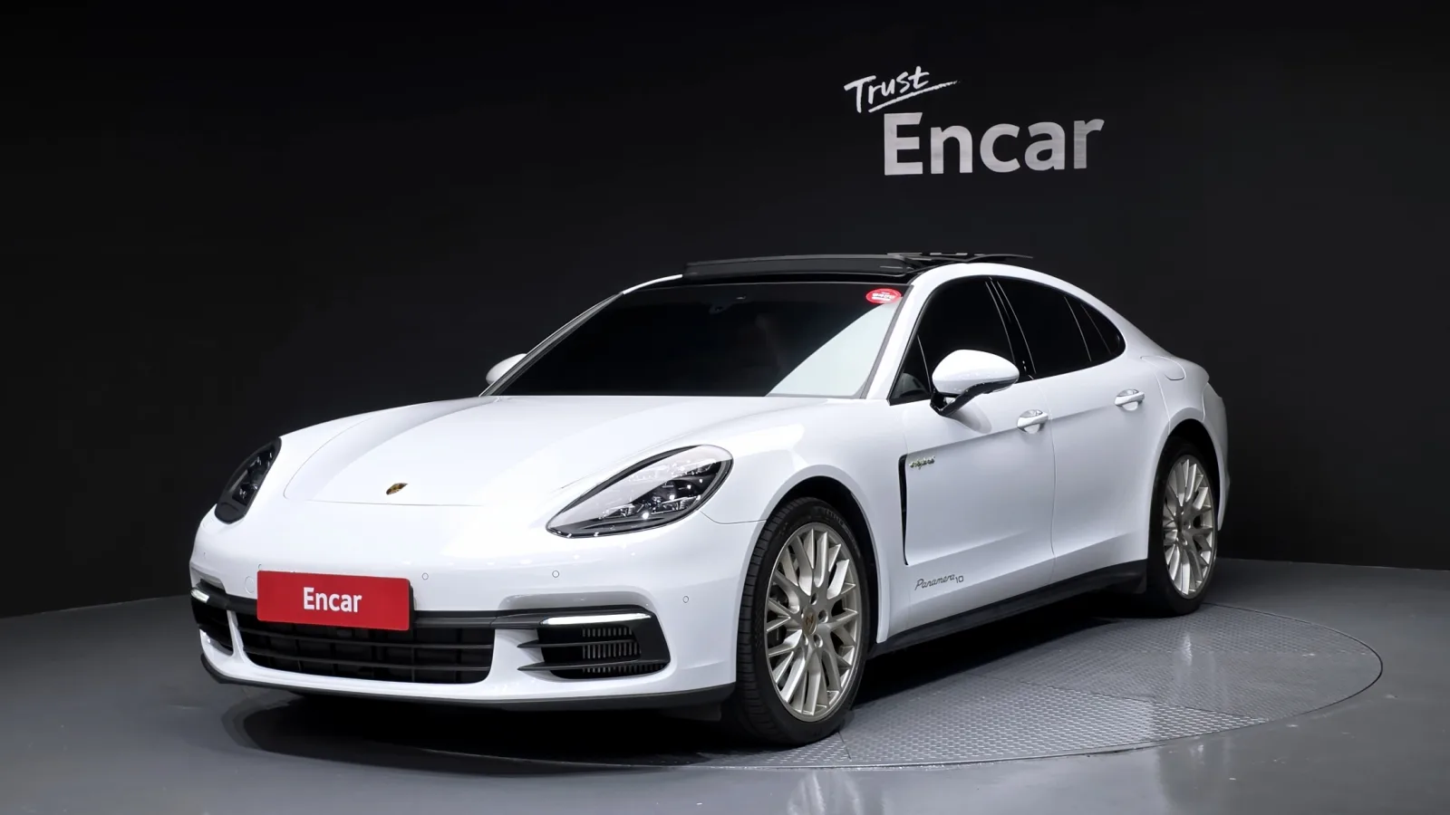 2020 Porsche Panamera