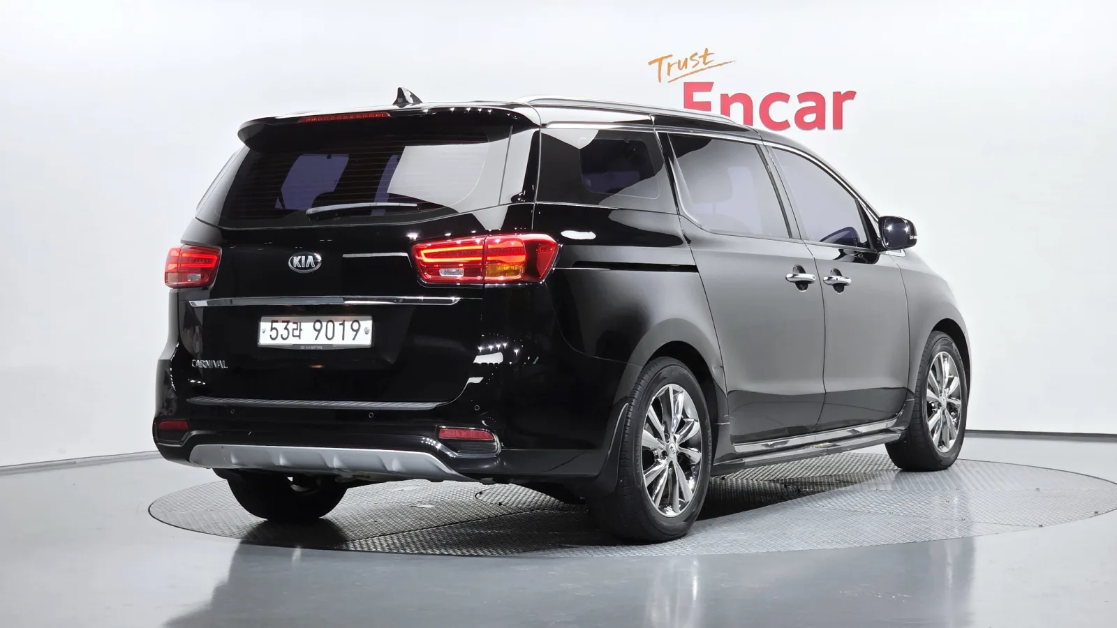 2019 Kia Carnival