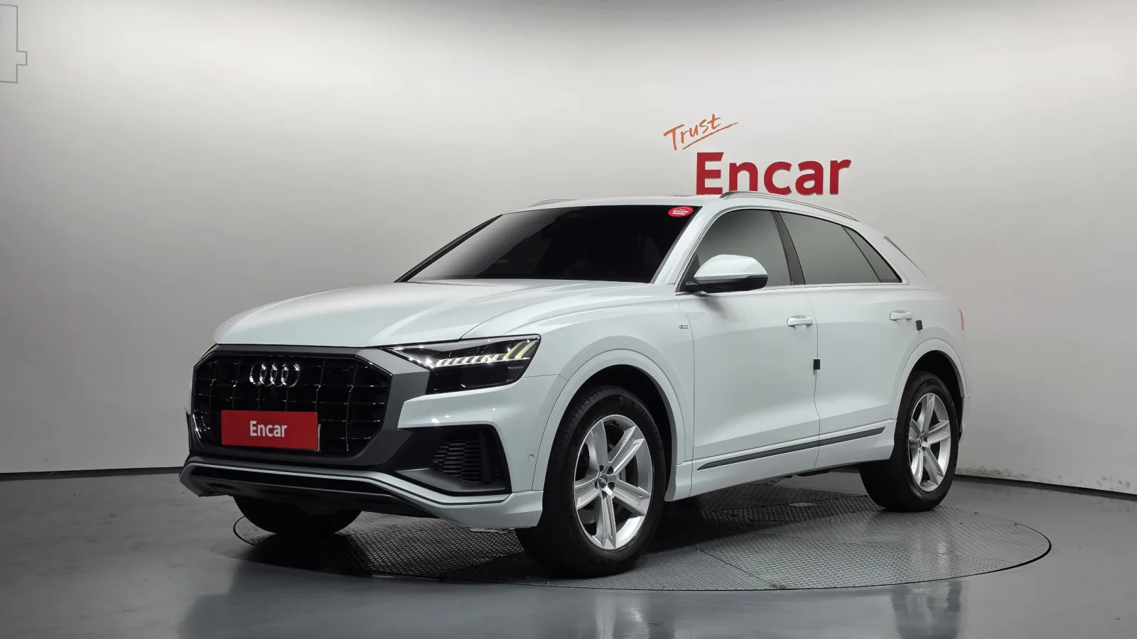 2020 Audi Q8