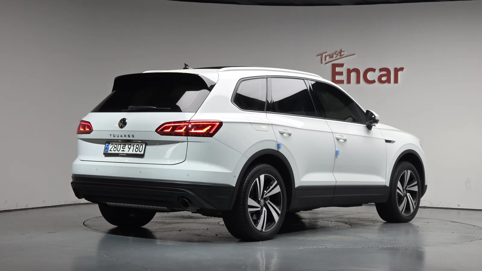 2023 Volkswagen Touareg
