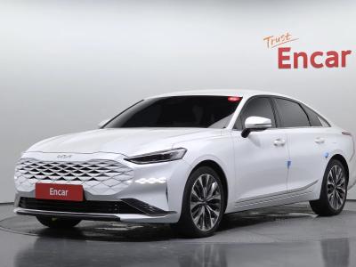2022 Kia K8