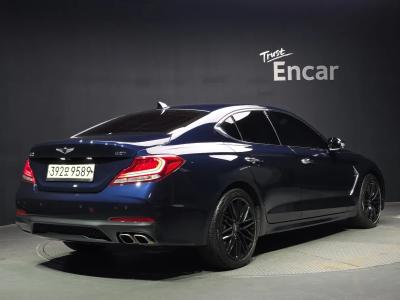 2020 Genesis G70