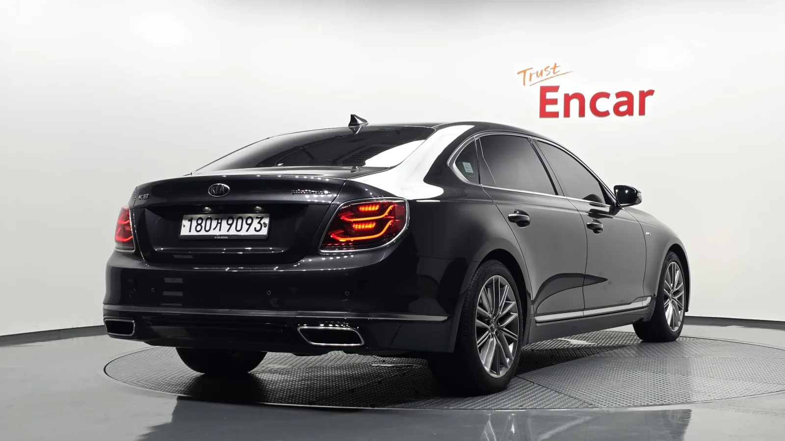 2020 Kia K9