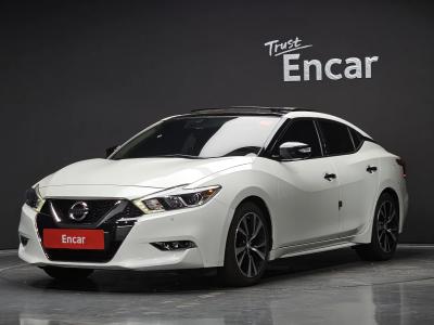 2018 Nissan Maxima