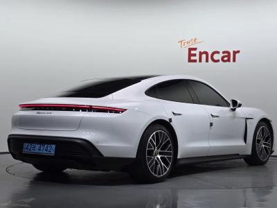 2021 Porsche Taycan