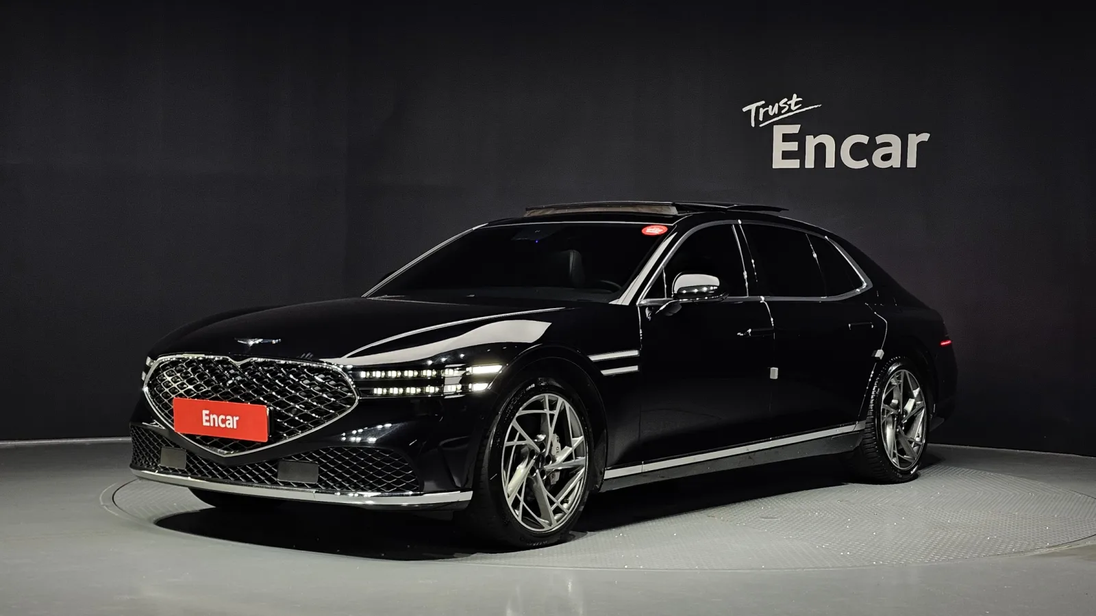2022 Genesis G90
