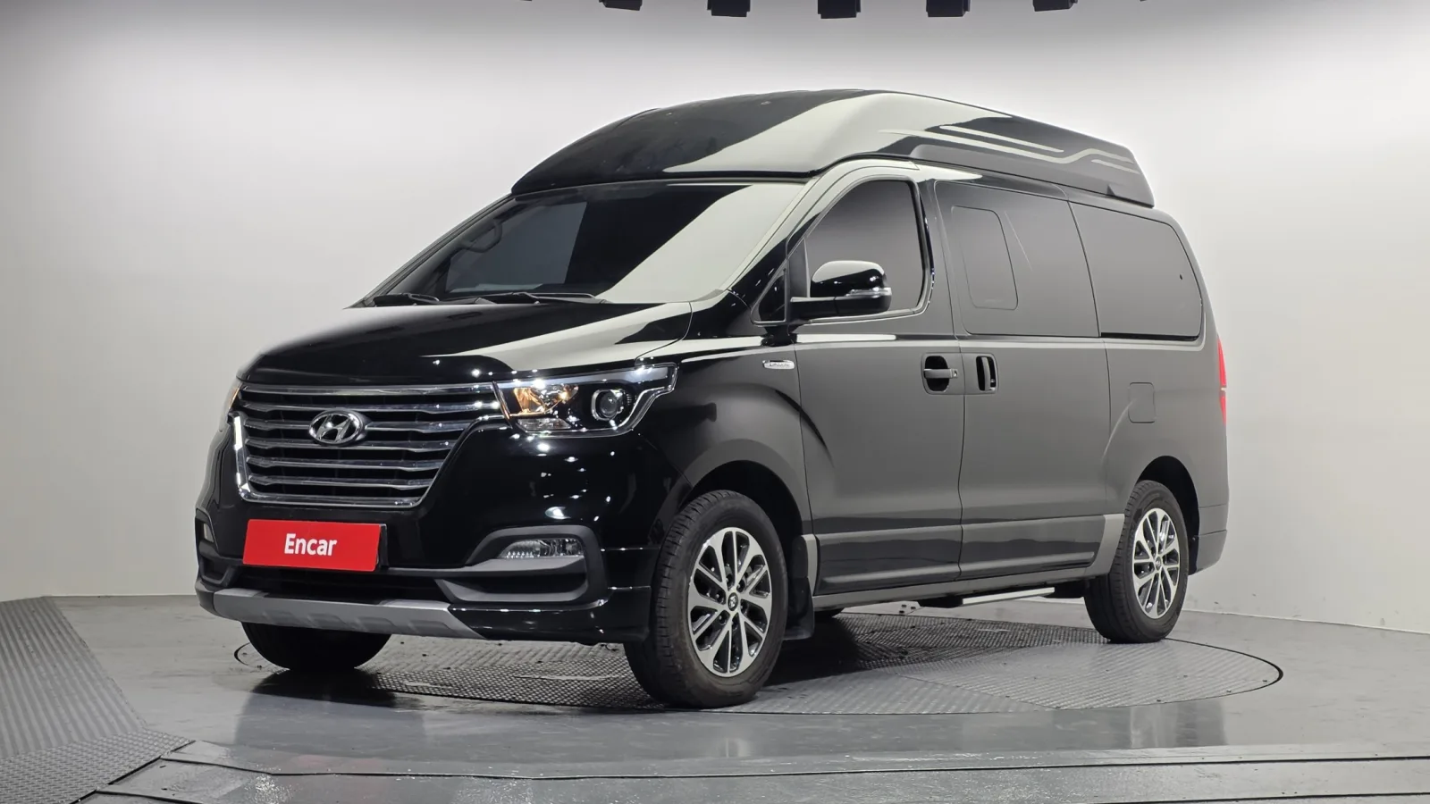 2019 Hyundai Starex