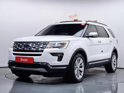 2019 Ford Explorer