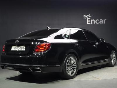 2020 Kia K9