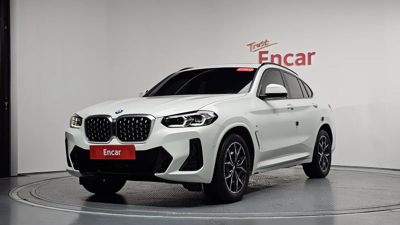 2023 BMW X4