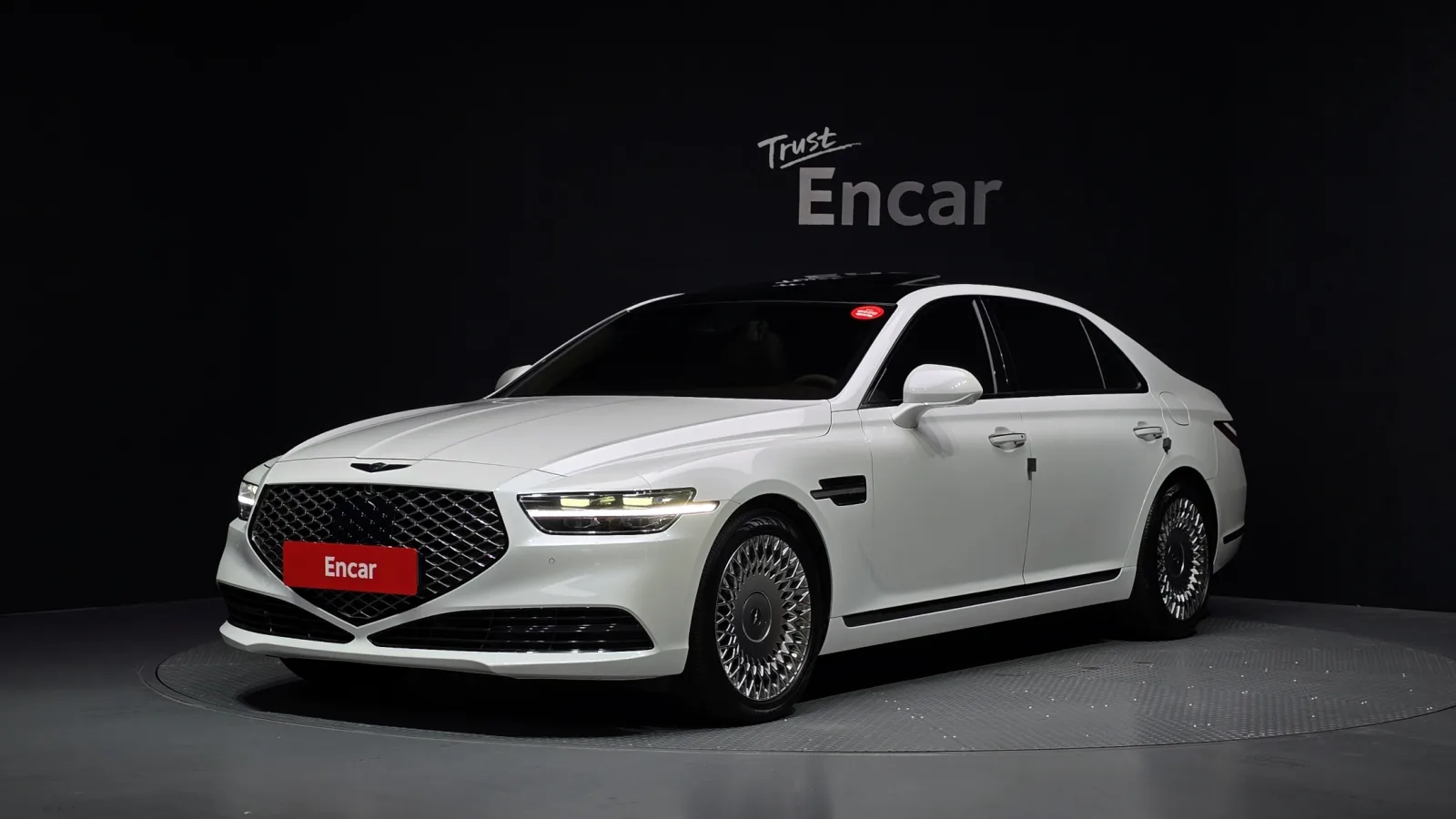 2021 Genesis G90