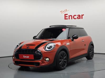 2019 MINI Cooper