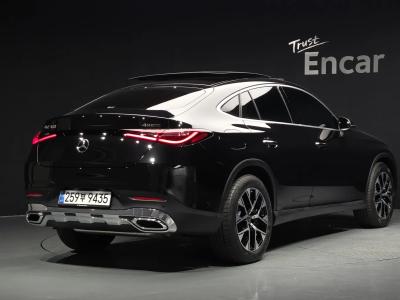 2026 Mercedes-Benz GLC-Class