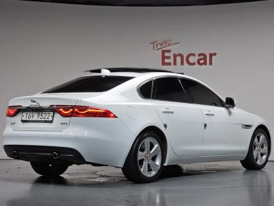 2018 Jaguar XF