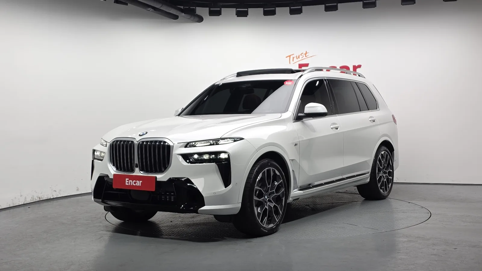 2025 BMW X7