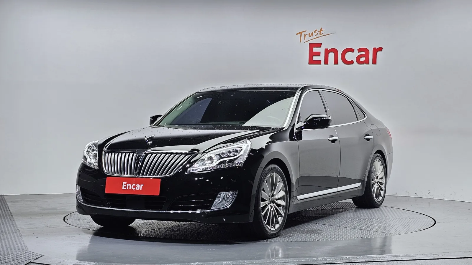 2013 Hyundai Equus