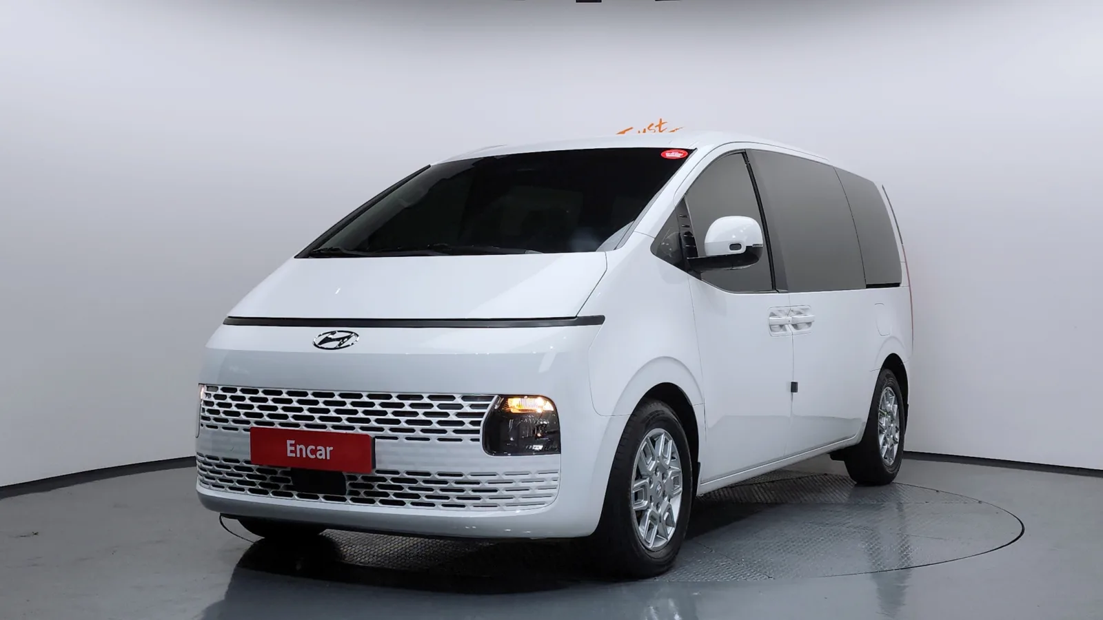 2023 Hyundai Staria