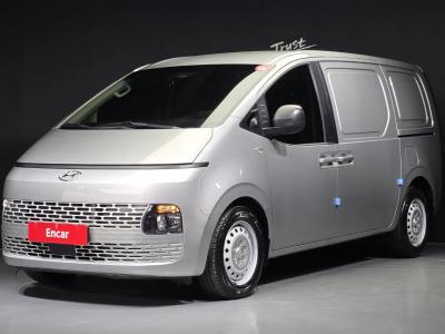 2022 Hyundai Staria