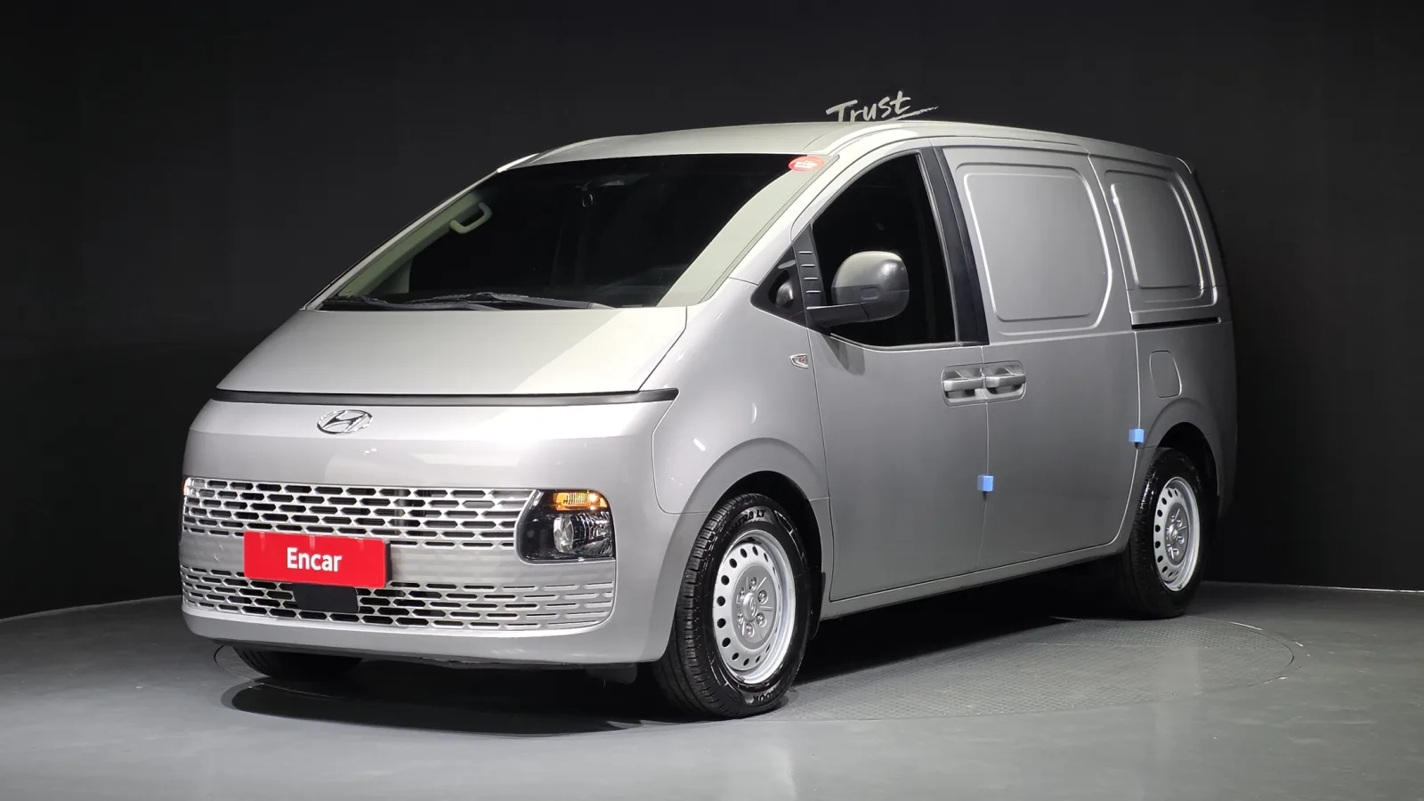 2022 Hyundai Staria