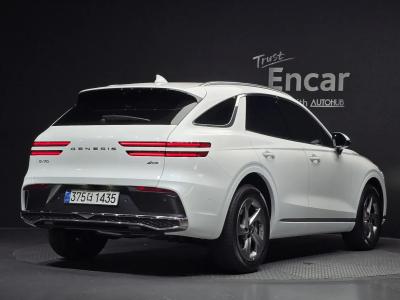2025 Genesis GV70