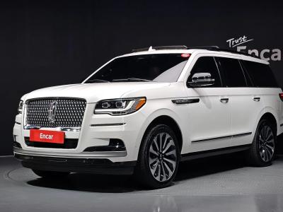 2022 Lincoln Navigator
