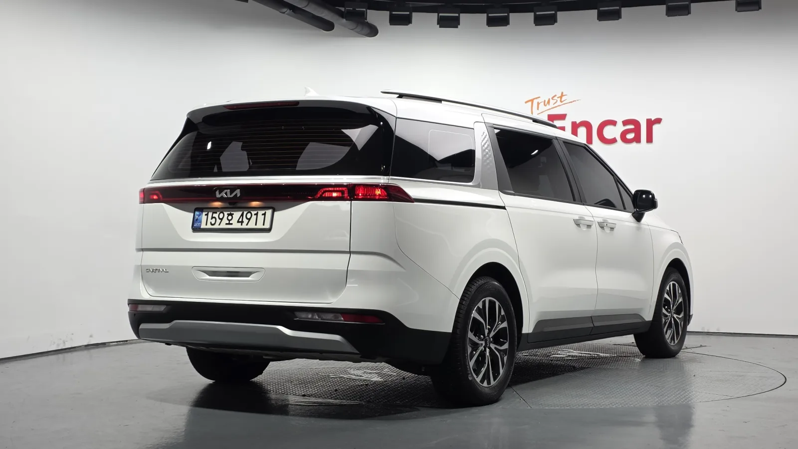 2023 Kia Carnival