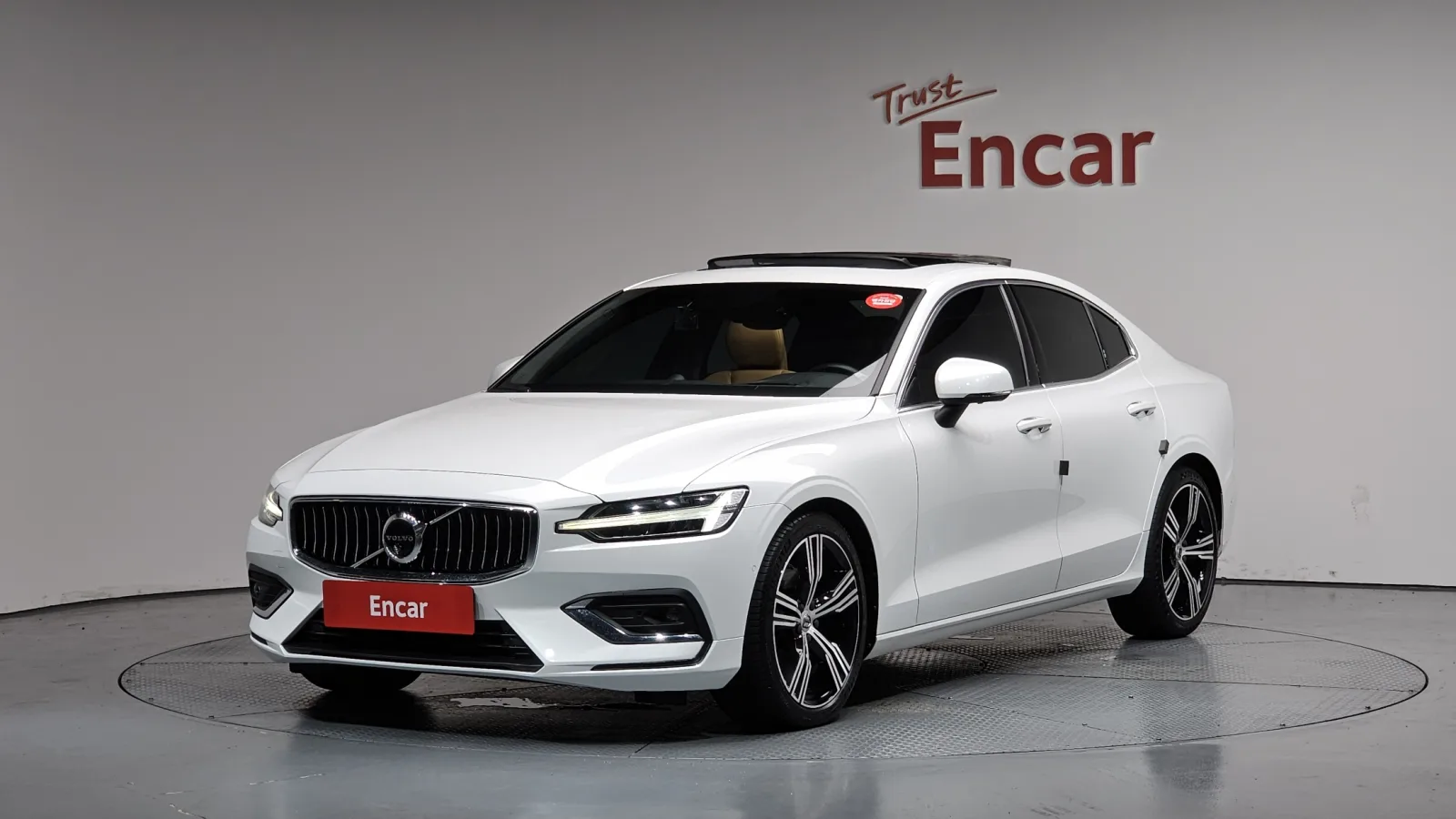 2022 Volvo S60