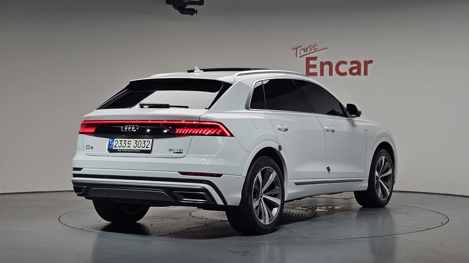 2021 Audi Q8