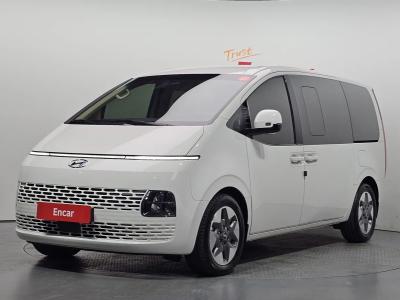 2023 Hyundai Staria