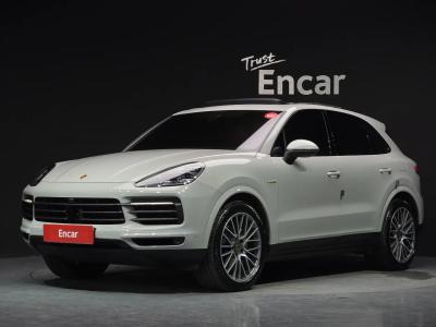 2023 Porsche Cayenne
