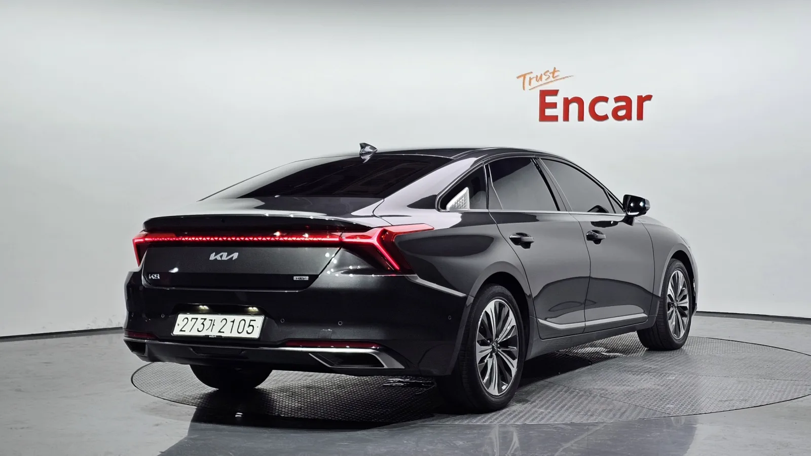 2023 Kia K8