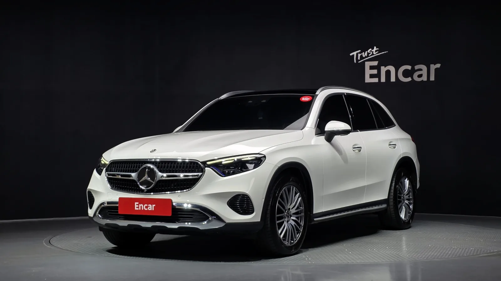 2024 Mercedes-Benz GLC-Class
