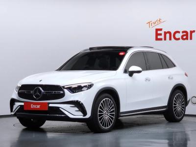 2023 Mercedes-Benz GLC-Class
