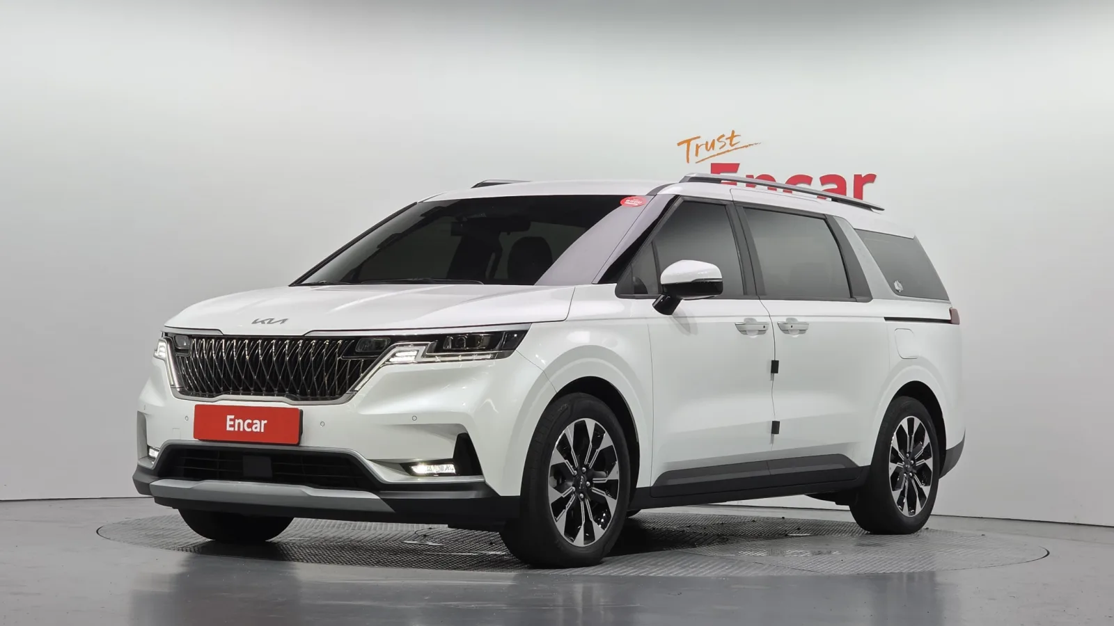 2023 Kia Carnival