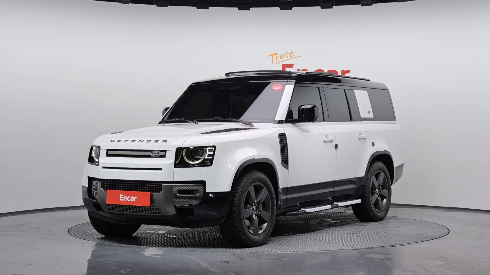 2023 Land Rover Defender
