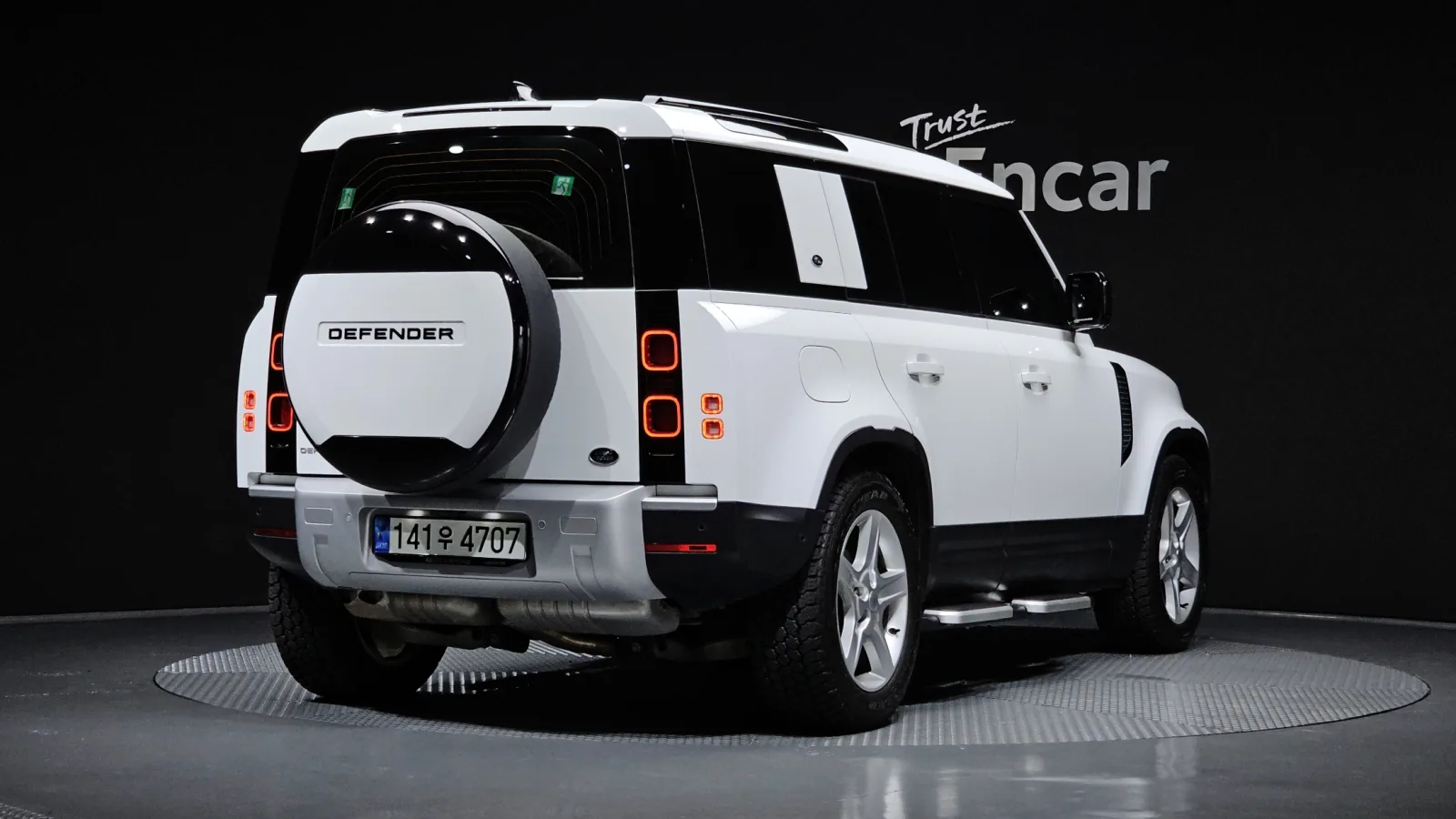 2022 Land Rover Defender