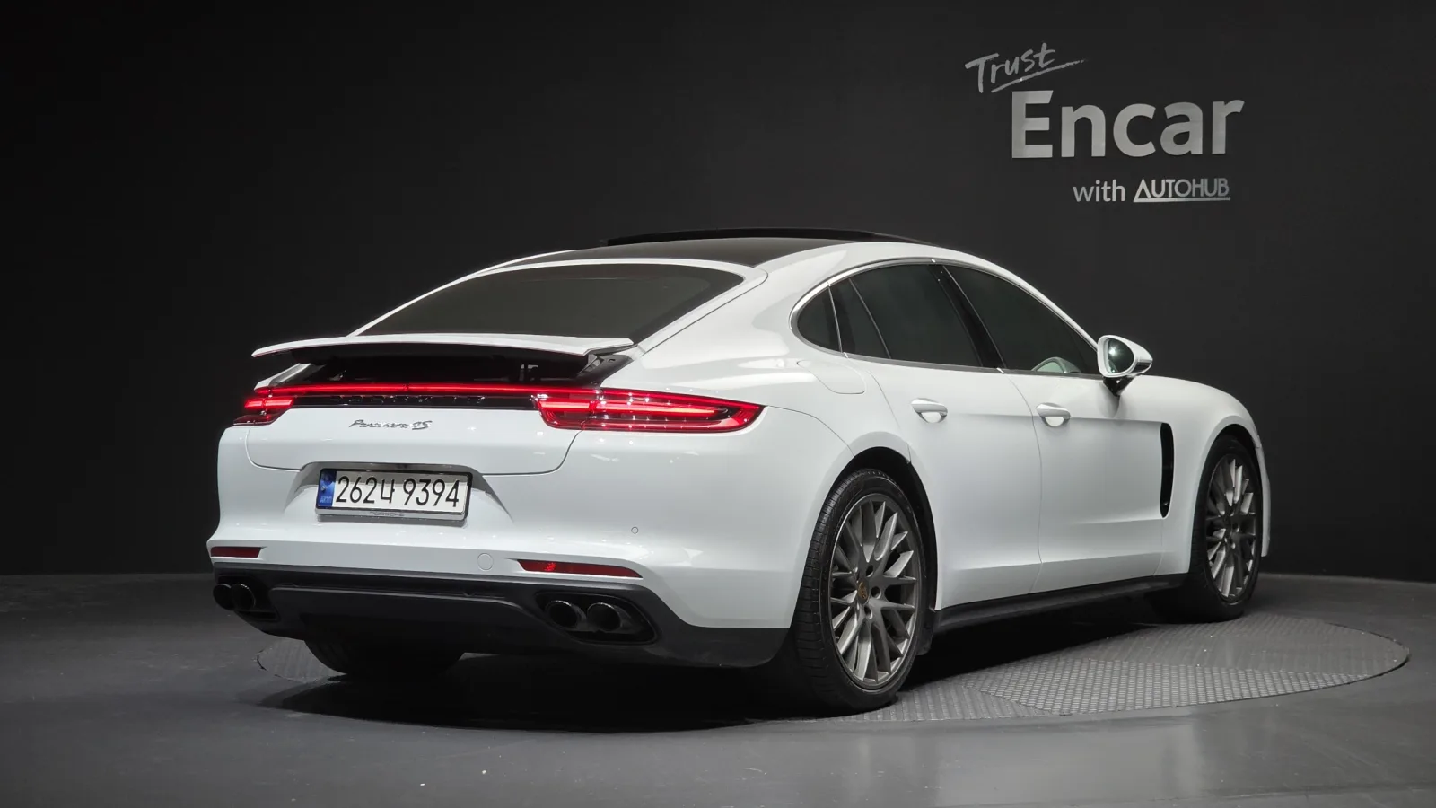 2018 Porsche Panamera