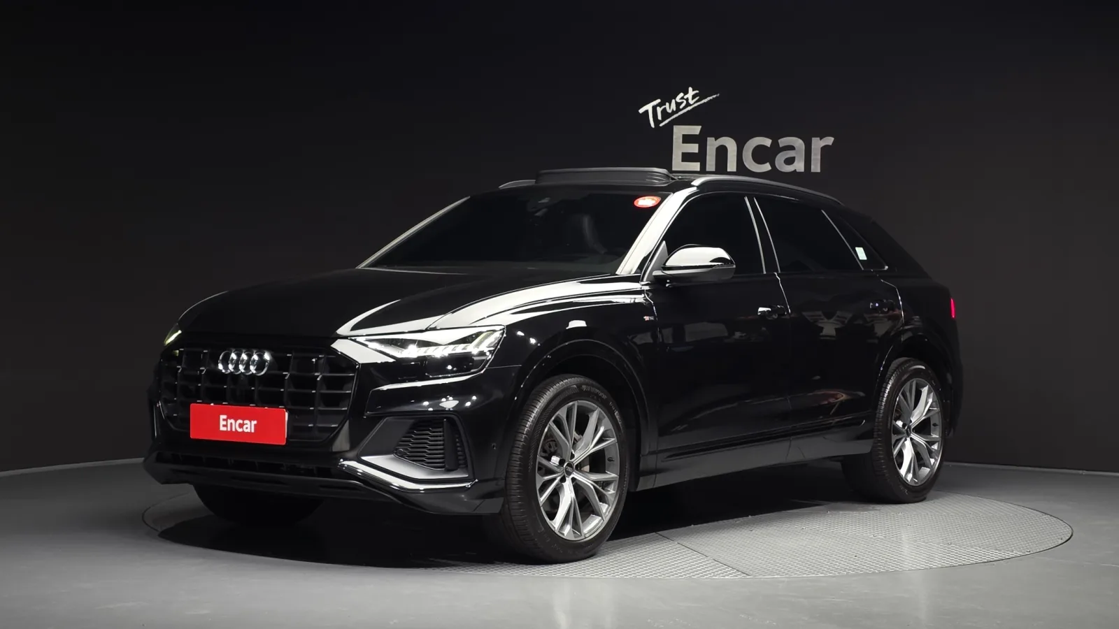 2022 Audi Q8