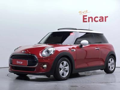 2016 MINI Cooper