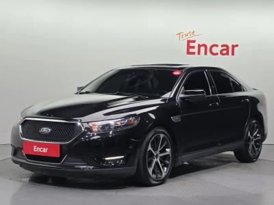 2015 Ford Taurus