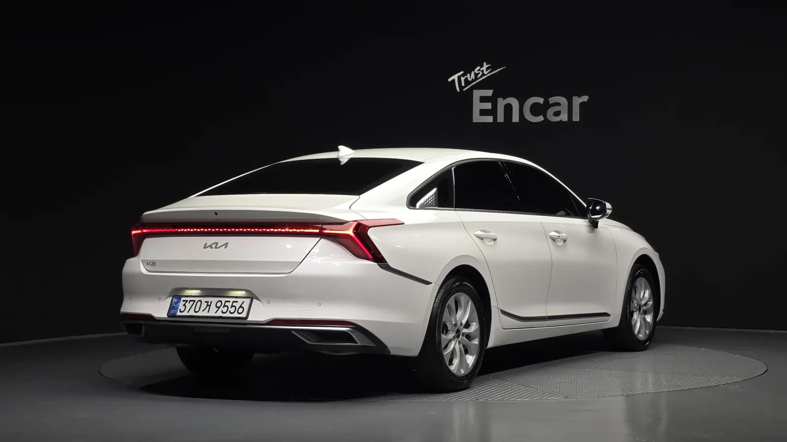 2024 Kia K8