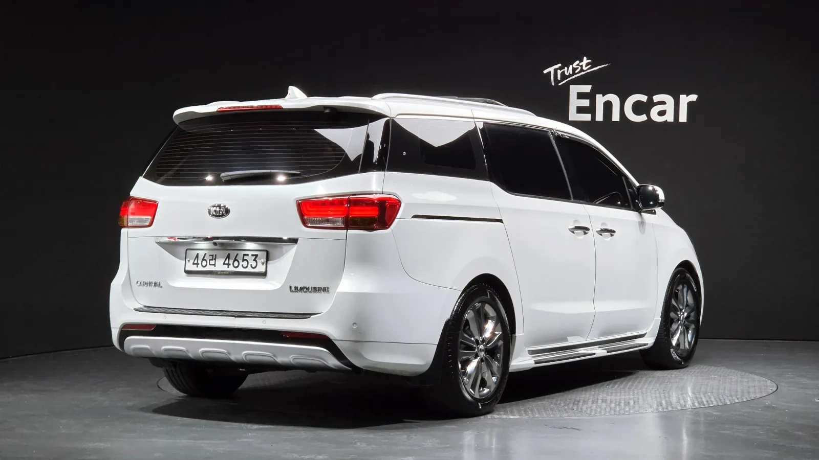 2016 Kia Carnival
